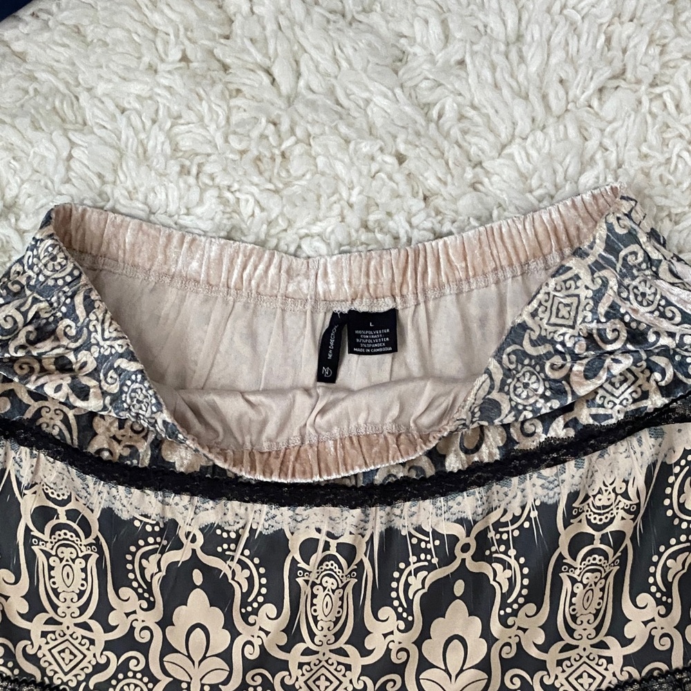 New direction women’s skirt size L green & Cream  tiered satin & lace ¥ - Picture 10 of 10